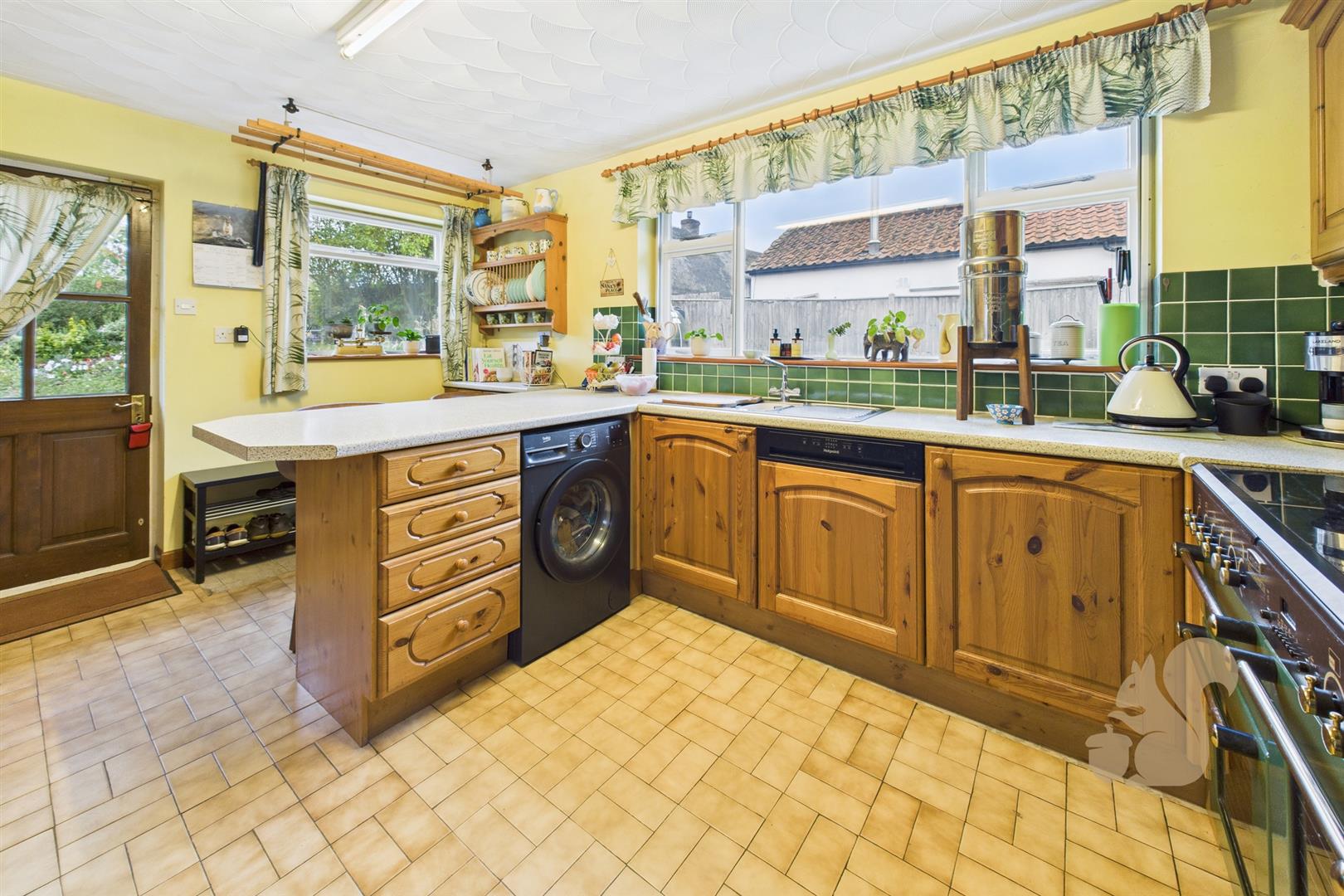 Kitchen/Breakfast Room
